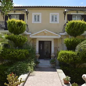  Apartment Christoforos