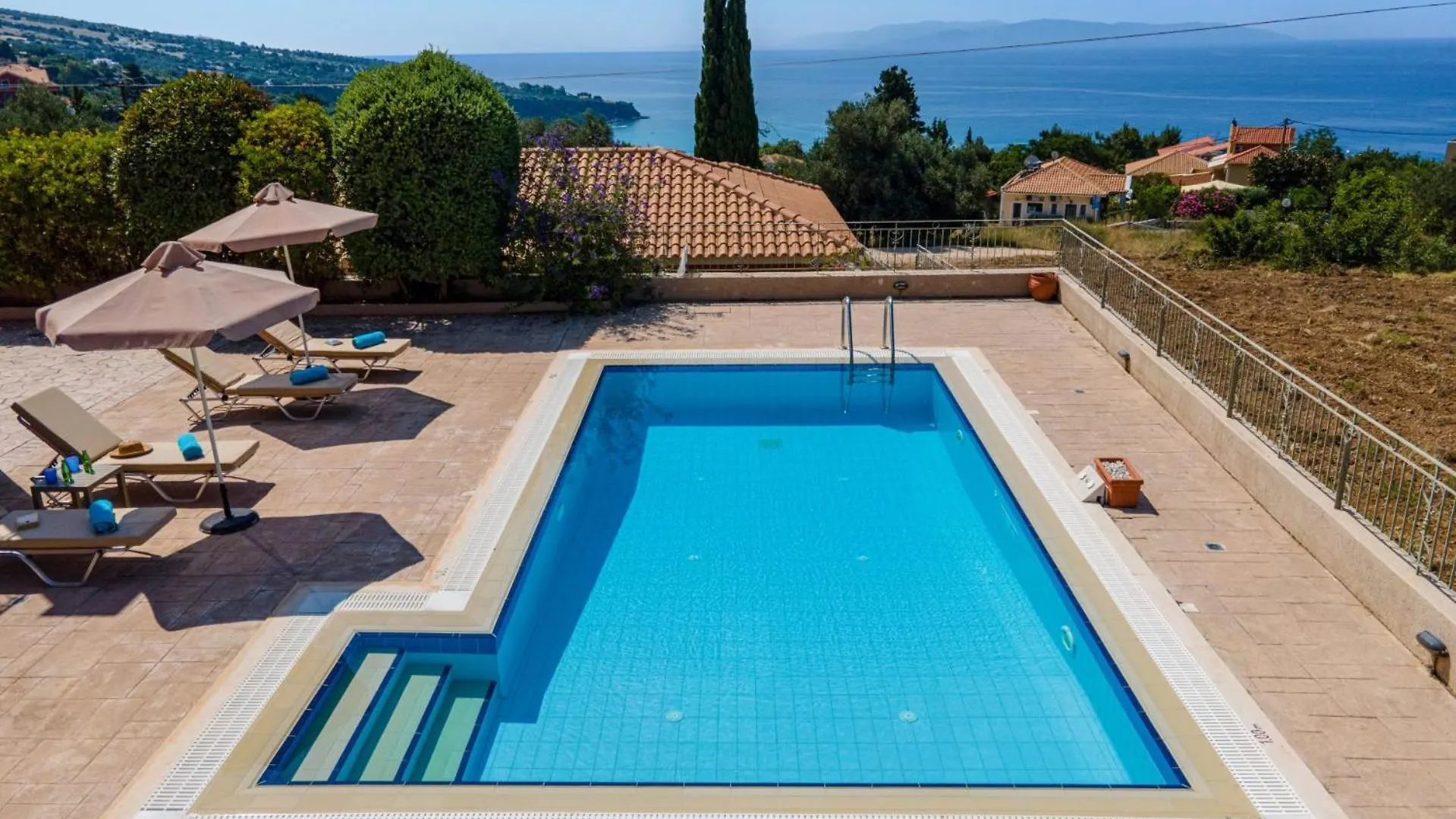 Villa Provenzo By Villa Plus Lourdata  Greece